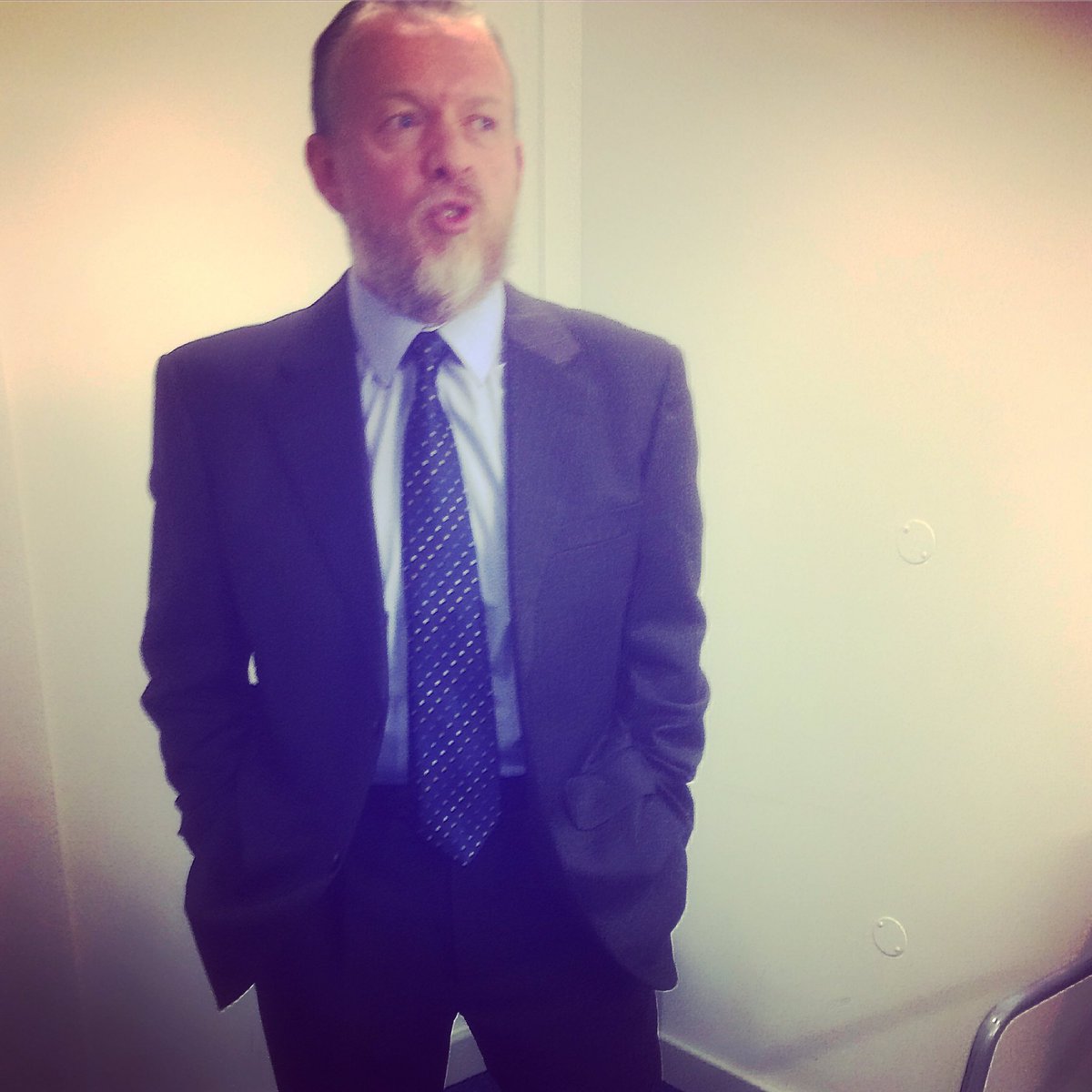 1SeanMac's tweet photo. Costume fitting done - ready for filming tomorrow - DS Griffiths #yourlying https://t.co/XUdfIKwCVd