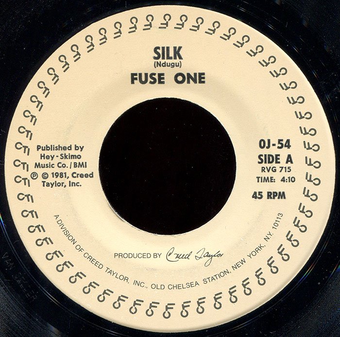 plastinka2012's tweet photo. Fuse One - Silk (1981) Single
https://t.co/vH8AWPvScp
#vinyl #music #funk #jazz #flac #fuseone #single #record #lp https://t.co/LdmKnoCahr