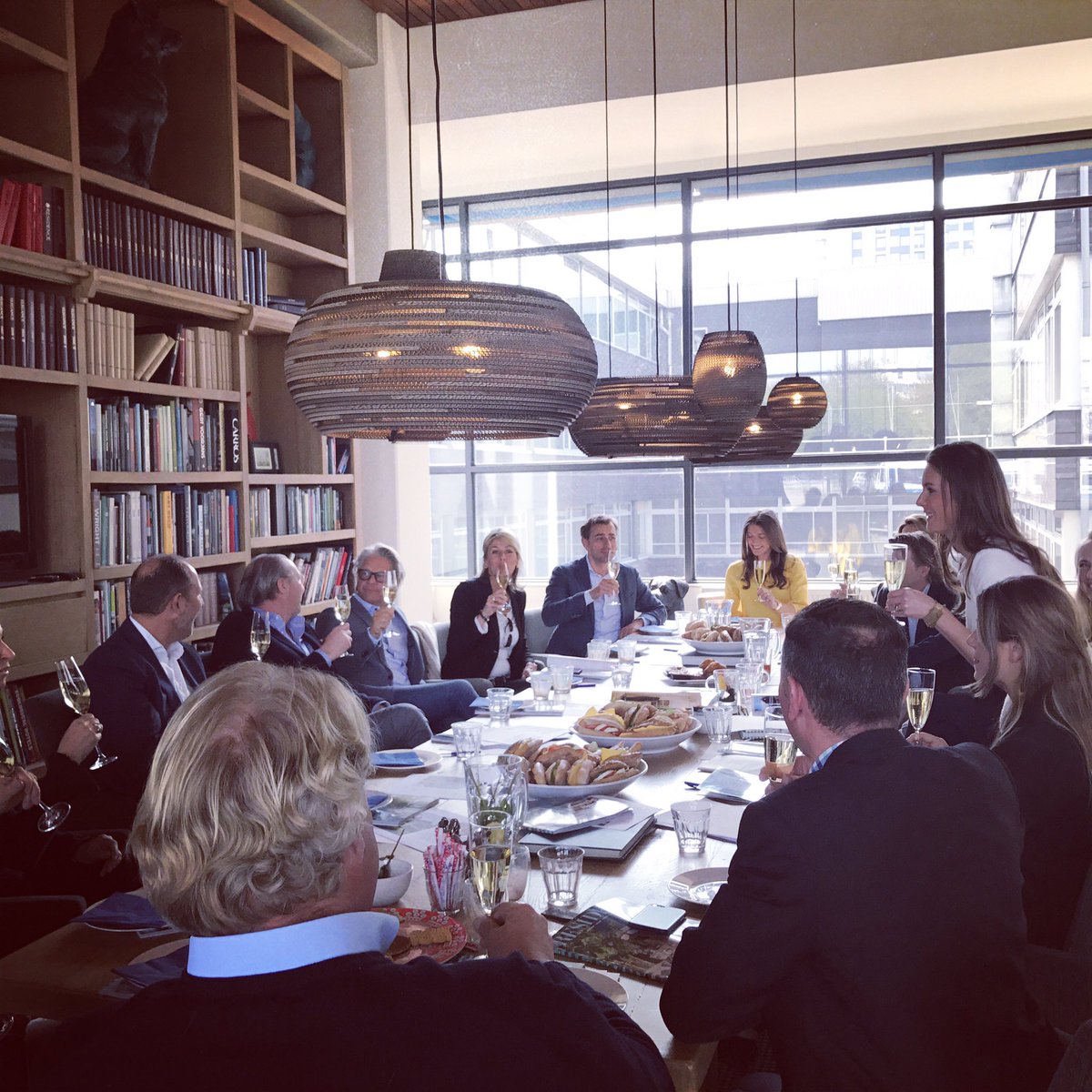 EditorResidence's tweet image. Exclusive real estate offices, our members, visited our editorial office to talk about the current market and celebrate 30 years Residence!