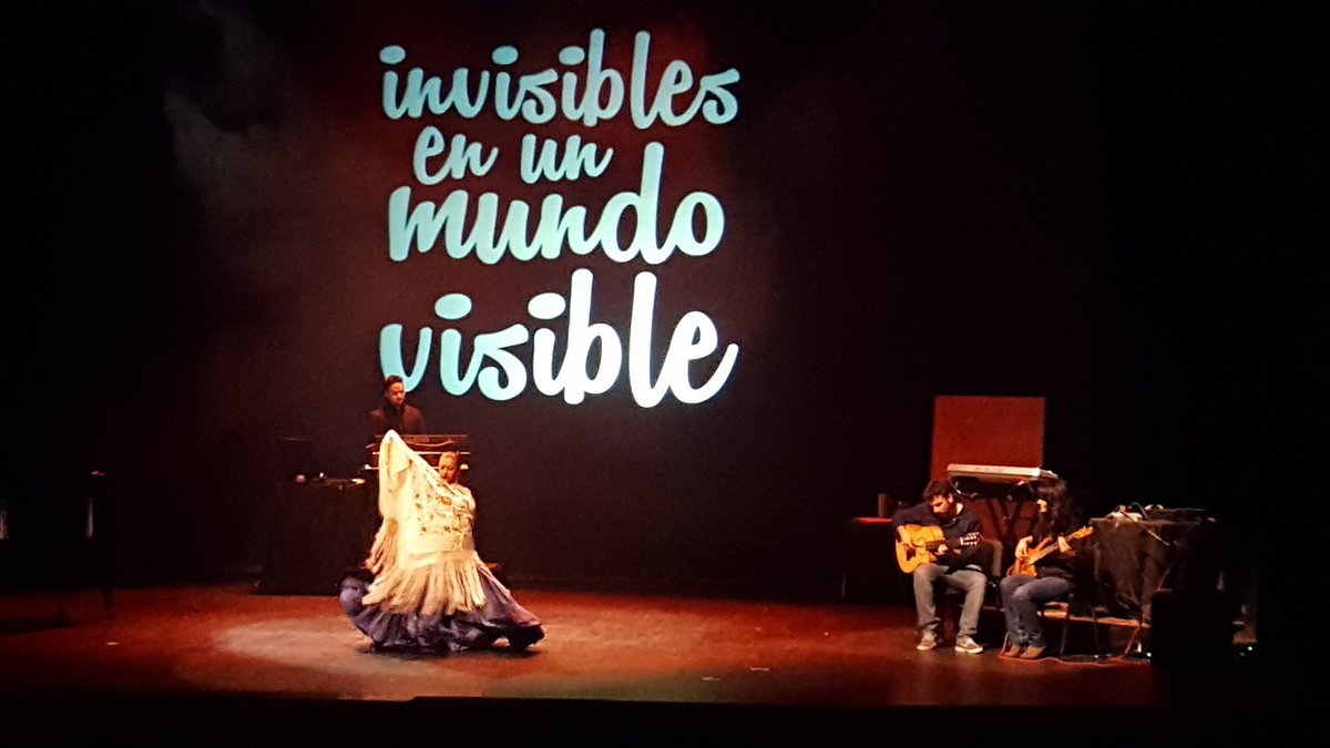 lopezdeayala's tweet photo. El baile de @xanafonte y la guitarra flamenca  de 'El Pira' en el Festival  solidario de @aexpainbafmm @ilimiteext @lopezdeayala https://t.co/XAzelHtHRQ
