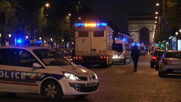 Terrorism at Champs Elysees Paris - 1 cop dead 