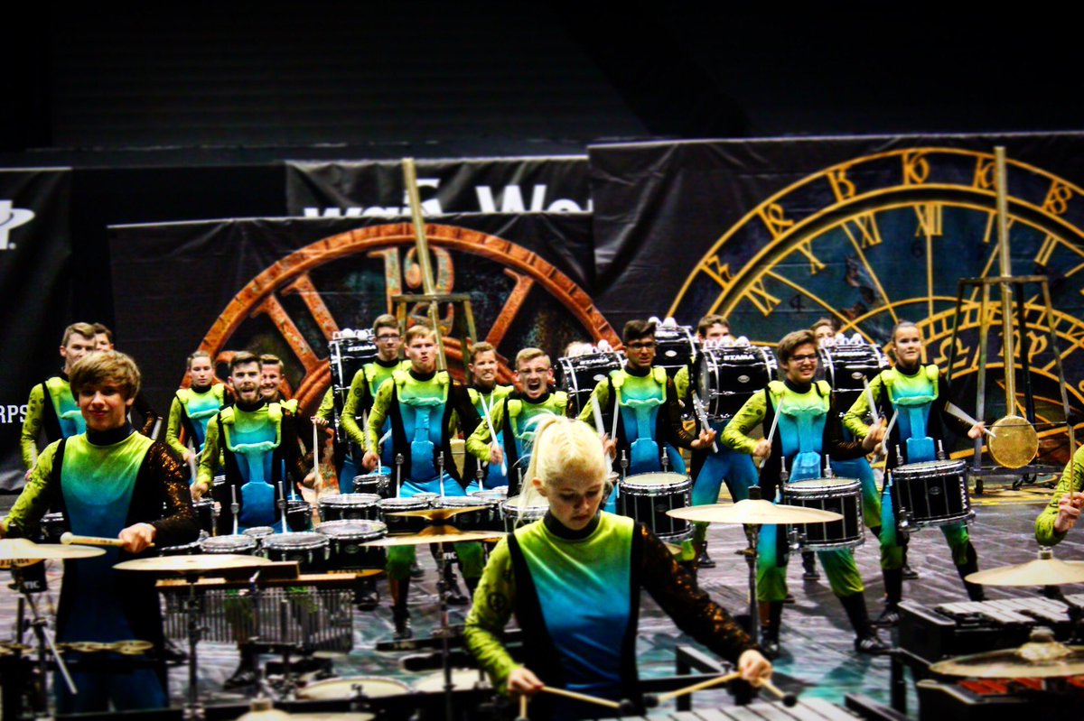 dancesoph's tweet photo. Avon HS made great use of time today in PSW prelims! HS! #wgi #wgi40 #wgi2017 #iamwgi #wgidayton #wgipercussion https://t.co/R7WKEU1fuw