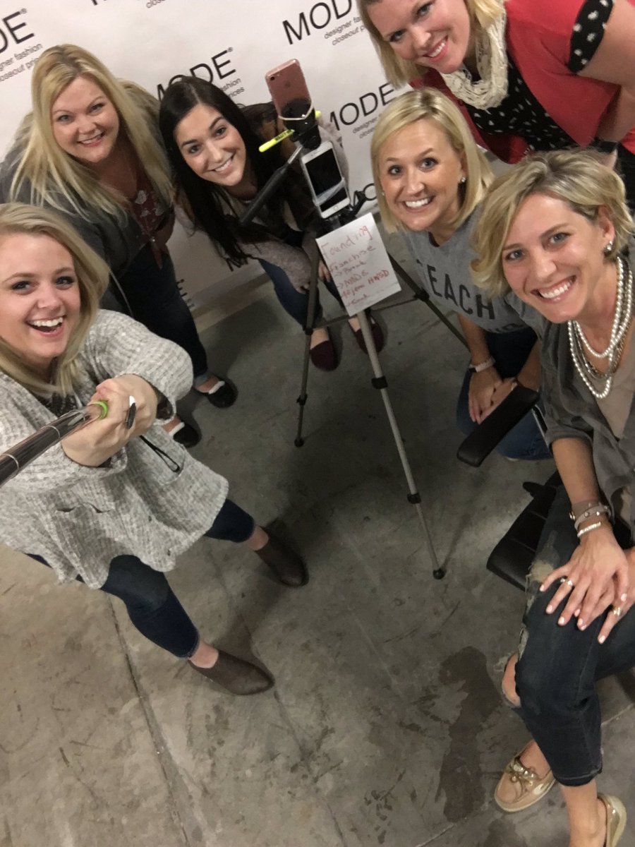 shopmodestore's tweet photo. Making our @TheUPSStore #pitchoff pitch today as a #MODE team with our "fancy" technology! #iamMODE 🙌🏻👖#smallbiz https://t.co/phABSGu2KY
