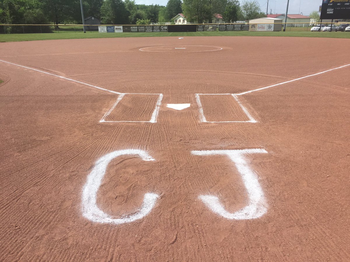 PHS_Softball17's tweet photo. 💗 PINK OUT FOR CARMEN AGAINST ELKMONT AT 4 💗 https://t.co/Tyyaf01JpC