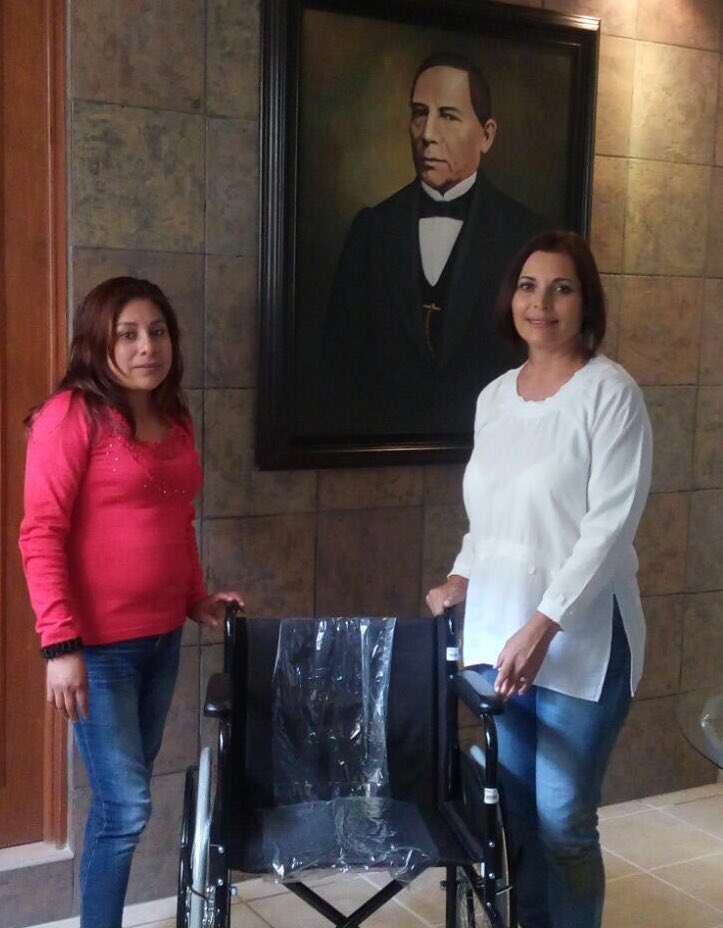 VeroQuevedodeV's tweet photo. Enviamos a Doña Amelia Bautista de 82 años vecina de Sta Cruz Zenzontepec una silla de ruedas que le ayudará a mejorar su calidad de vida https://t.co/lvWdF158Ru