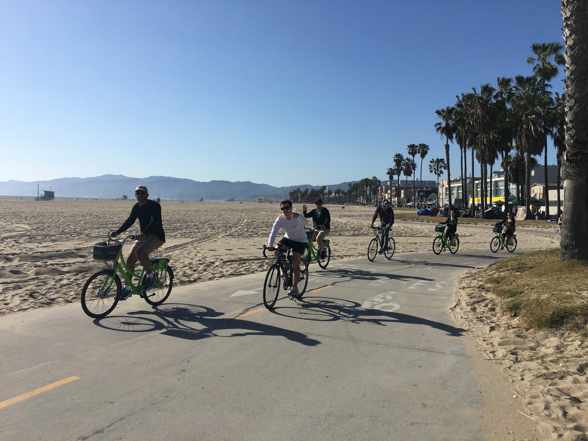 RANDschooledu's tweet photo. Yesterday, a group of students took a relaxing afternoon bike ride along the beach with one of our professors. #PardeeLife https://t.co/MDd63Bo6bM