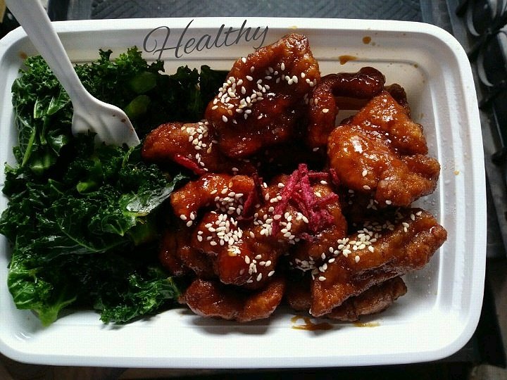 Daddyretreat's tweet photo. Chinese #food that Wont have you regreting it later. This is what #healthy looks like!👍 #Vegan #Healthyfood #health #ThursdayThoughts https://t.co/WGUZ3lwVDi