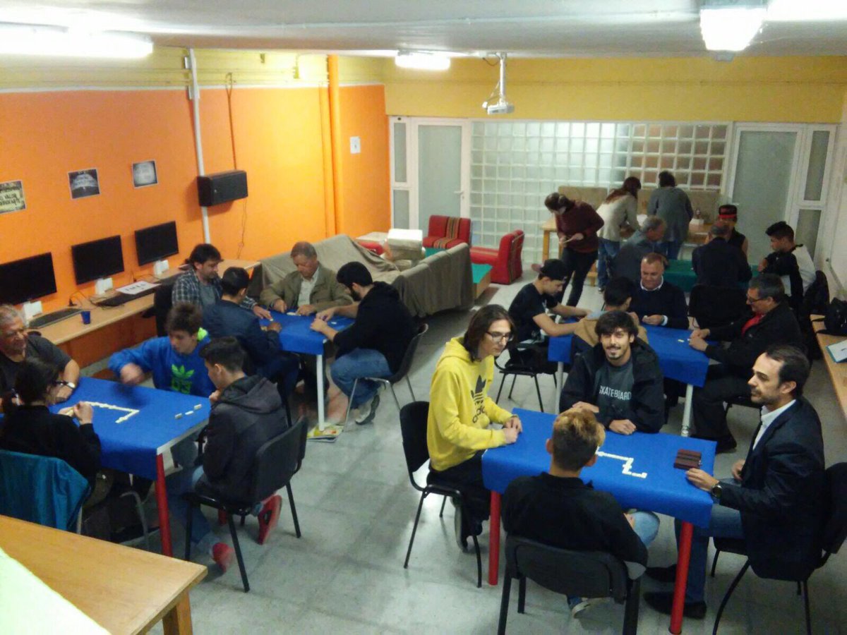 PP_Sarria's tweet photo. Hoy hemos participado en el campeonato de domino organizado por el centro de menores Lledoners. #CanRectoret https://t.co/u58ZREnwfR