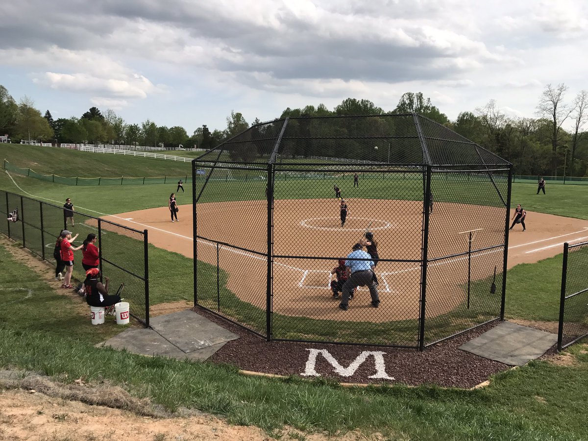 MadeiraSnails's tweet photo. #MADSOFTBALL JV Score still at 0-0 in the first! #LETSGOSNAILS https://t.co/wuN2jhr4az