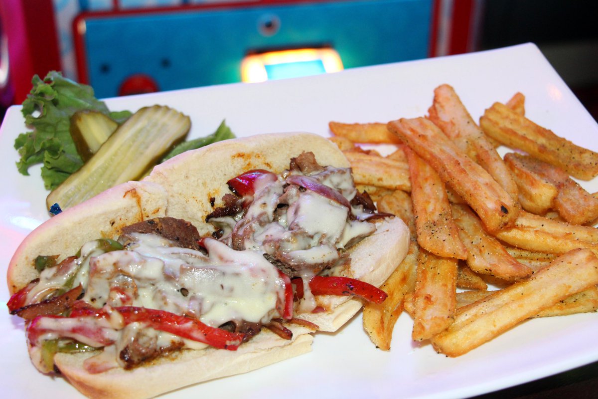 Beef up dinnertime with our NEW #phillycheesesteak! 🐃🐂🐄
