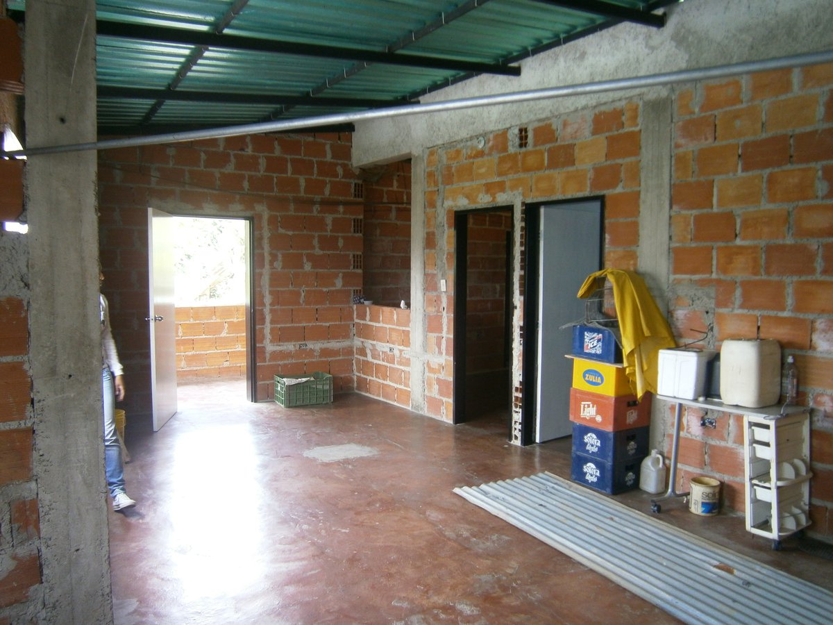 COMPRA5000's tweet image. CASA EN VENTA EN LOS TEQUES 04242203398