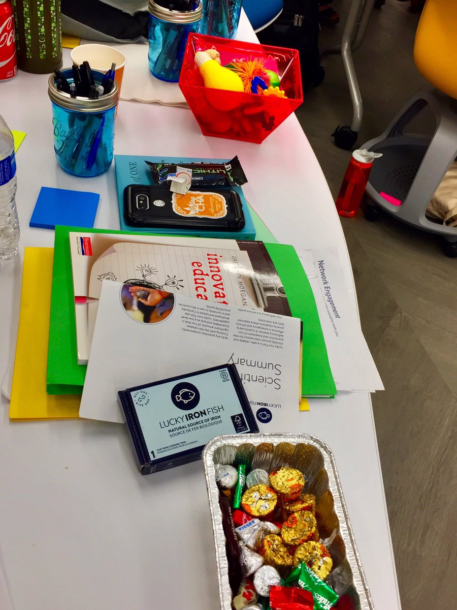 blakecomm's tweet photo. The perfect work table. #candy #toys #books #innovation #SpaceLabCO https://t.co/YizsR6Lazi
