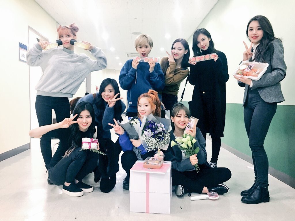 ot9precious's tweet photo. se você sexualiza ou fala mal desses bebês saiba que você é um MONSTRO #RespectforTWICE https://t.co/p6TbUjw77N