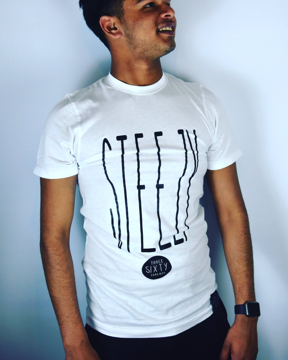 Three60Threads's tweet image. This Steezy top is killing it ! Love a white T! £10 is a bargain ! Dm for details ! Ships nationwide !