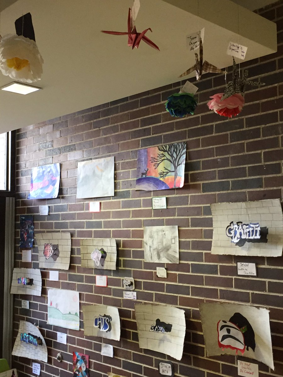 Love the sight of artwork filling the hallways and music in the air! #ArtsNight #MCS @RCDSB