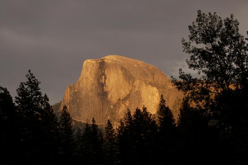 UCMHealthComm's tweet photo. Take a trip to Yosemite this #NPW with family and friends! #GetActive #HealthyMerced https://t.co/iLk5AGEH7p