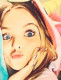 Giovanna Chaves (@giihchavesoffcc) on Twitter photo 