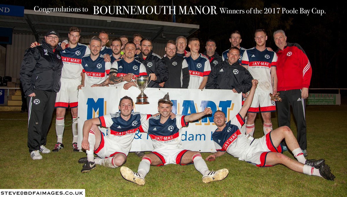 bmouthmanorfc's tweet photo. Poole Bay Cup Winners ⚽🔴⚫️🏆 #champions #UTM https://t.co/n4ONkpkBnt