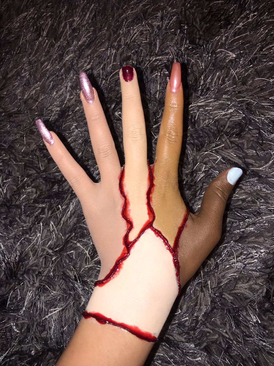 wheres the point to be racist to skin color, when we all have the same color under our skin!✋🏻✋🏼✋🏽✋🏾✋🏿 #wearethesame❤️