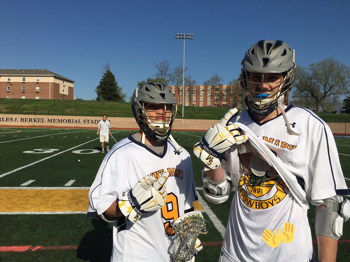 RipTwine_0's tweet image. From humble beginnings to ring chasing 💍 💍 #LGOD