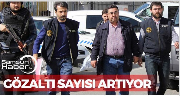 #Beşiktaş sağdaki T.C. Sahil Güvenlik Bölge Komutanı, Uzun namlulu silaha dikkat, Soldaki IRAK vatandaşı IŞID sanığı. YER: Samsun Emniyet Md