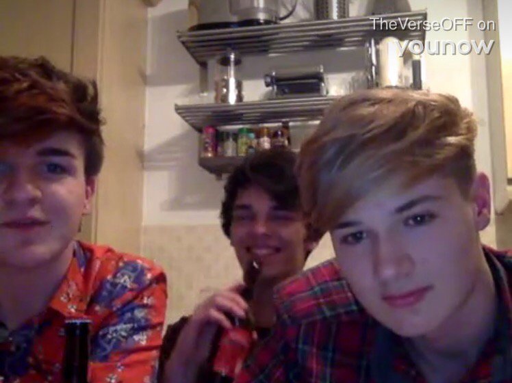 Brum_Meetup's tweet photo. 🔴 LIVE @TheVerseOFF on #YouNow https://t.co/yW2IjECxFJ https://t.co/ZNEATSAA8f