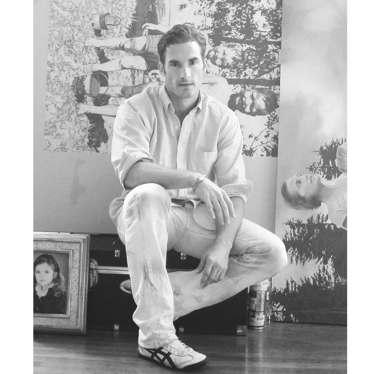 black_tandem_'s tweet photo. #tb @blivblack in our old Soho studio for @ralphlauren magazine #RLMag 🎨 #bradlivingstoneblack #sullivanstreet #portraiture https://t.co/BqaYBFb5O1