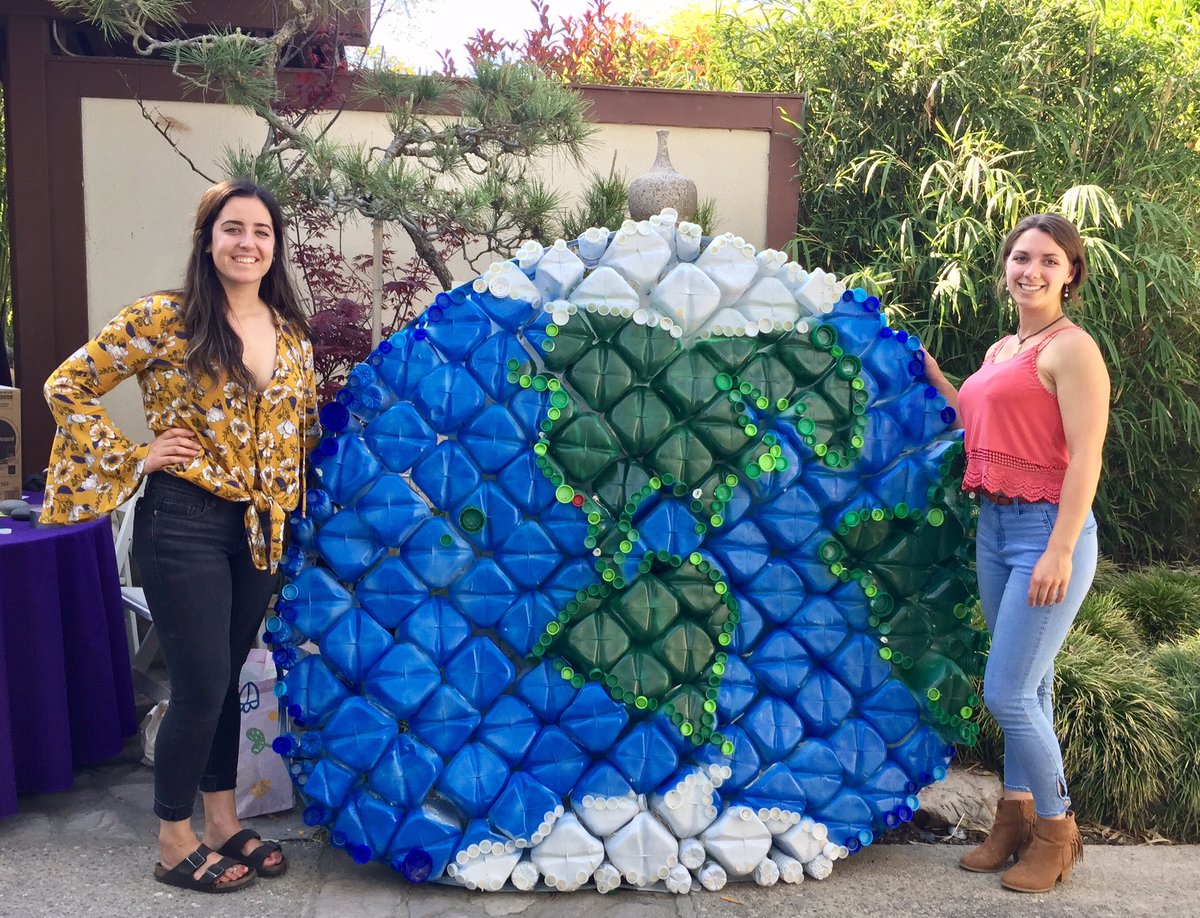 PresConoley's tweet photo. A beautiful day for #CSULBEarthWeek Green Generation Mixer! Amazing #GoGreen projects by our @CSULB students. #GoBeach #LB4Sustainability https://t.co/ZdAOnt5kii