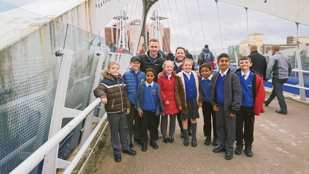 mrsunsworth31's tweet photo. On route to @ManUtd with @Bowness_Primary #soproud #winneeded #delightfulchildren https://t.co/3VoOhwFHBx