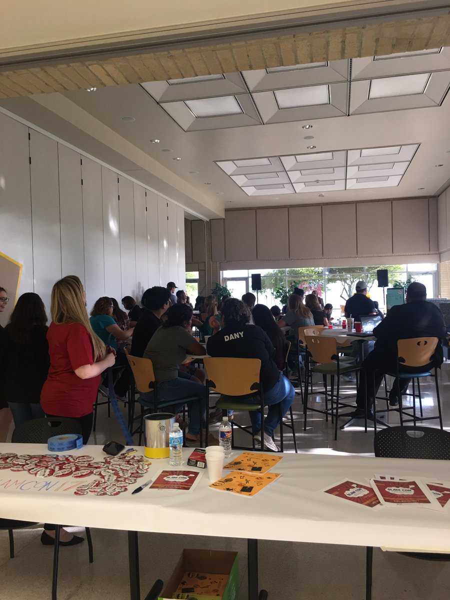 michellecyork's tweet photo. Full house at #slamcon17 #tccnorthwest @TCCollege Come join us at Water's Edge in WSTU! https://t.co/JKtD13CTyT