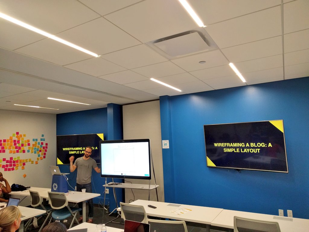 latin_tech's tweet image. Wireframes, design, layouts with @mperezidente tonight @In3DC #dctech #inclusiontech