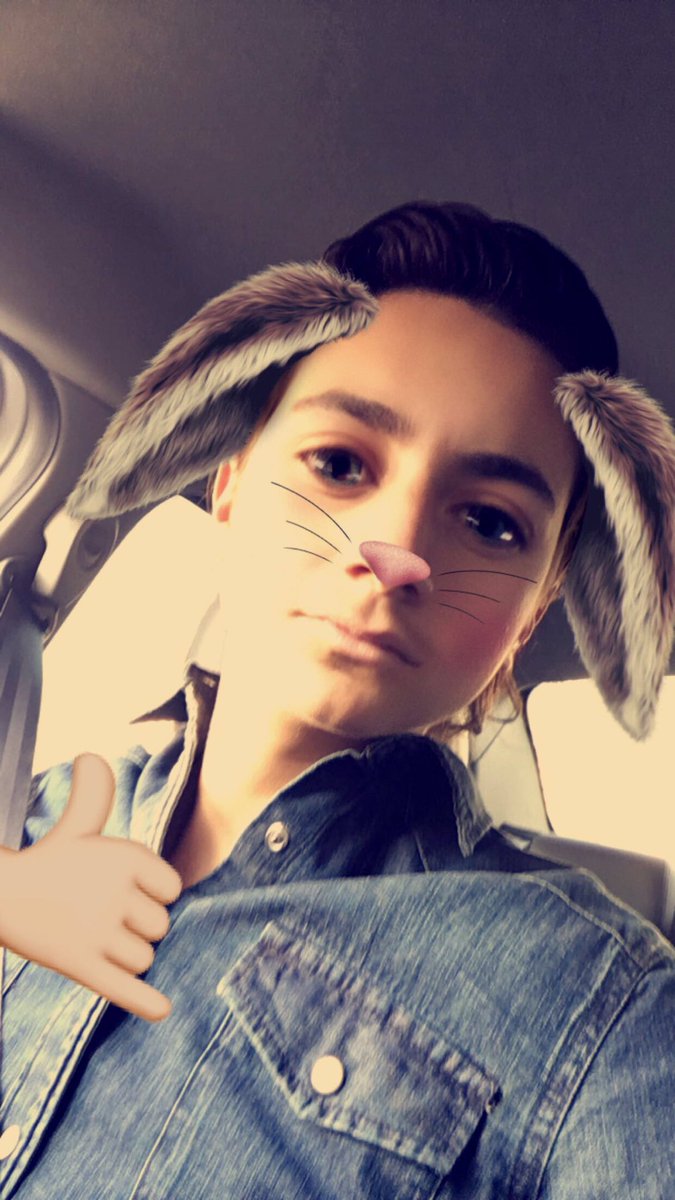 andymtzurita's tweet image. Conejo mezclilla 😂🤘🏼