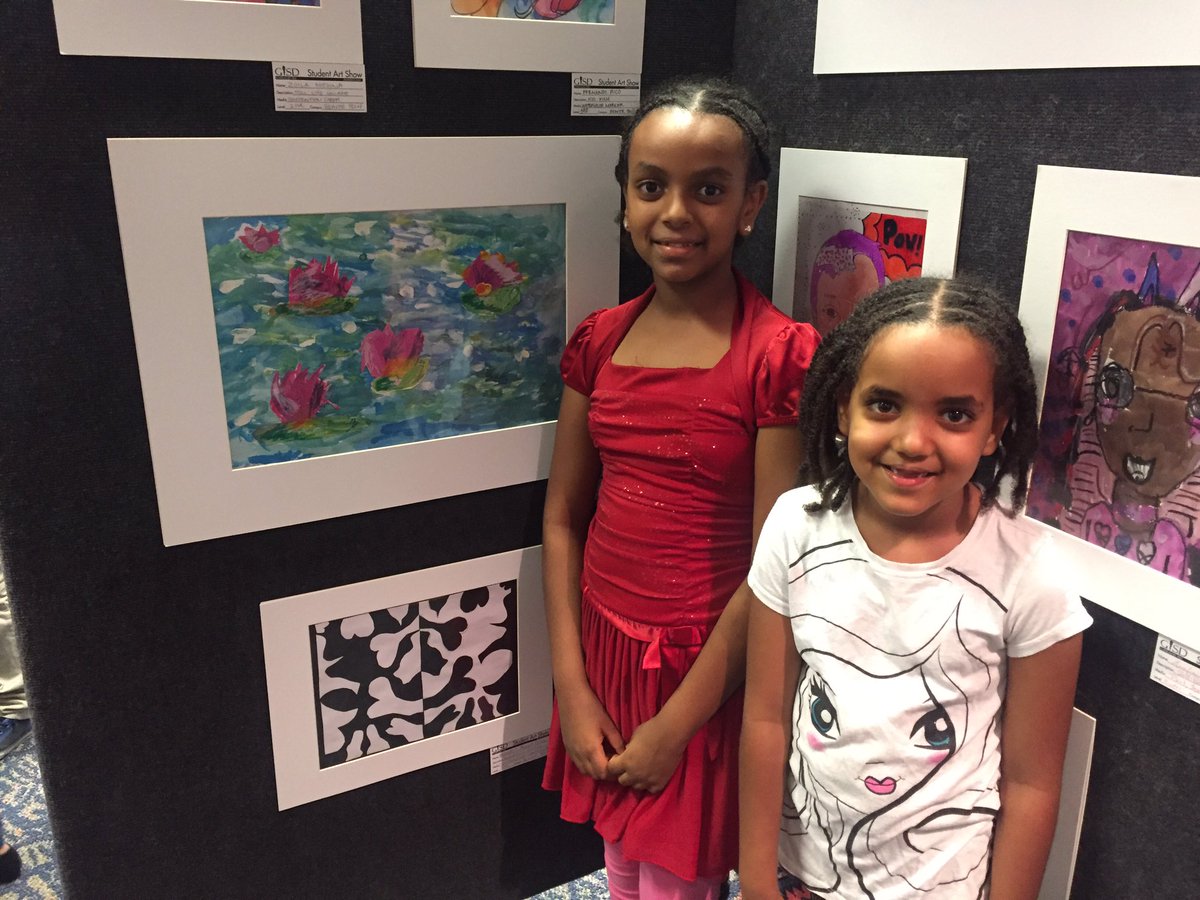 BeaverMST_Stars's tweet photo. Our awesome artists showcase their work at the South Garland Branch Library. A special thanks to our amazing art teacher, Ms. Nambo.#gisdart https://t.co/5YwFWae10A
