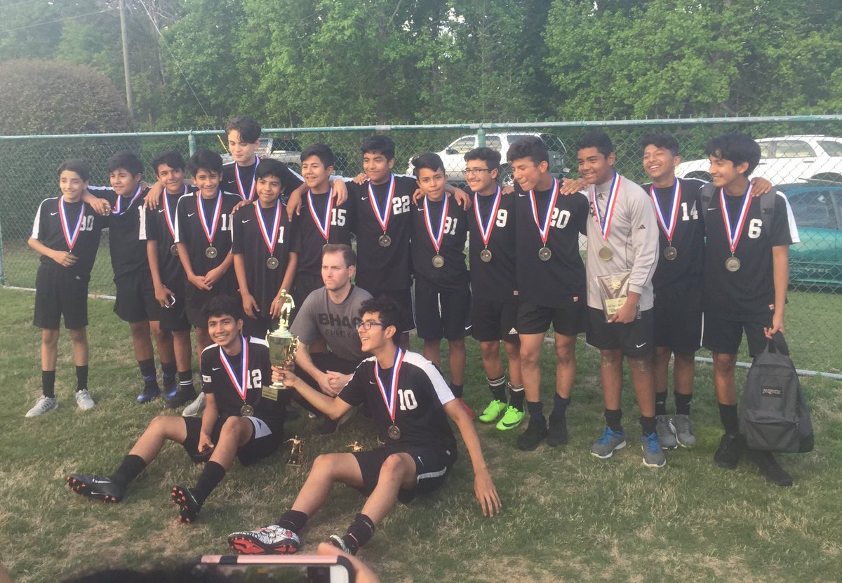 EastHallMiddle's tweet photo. Congrats to our boys soccer team - Hall County Champions! #EastHallhasitall #ForLuis ❤⚽️@Hall_Schools https://t.co/DZjGncpwyk