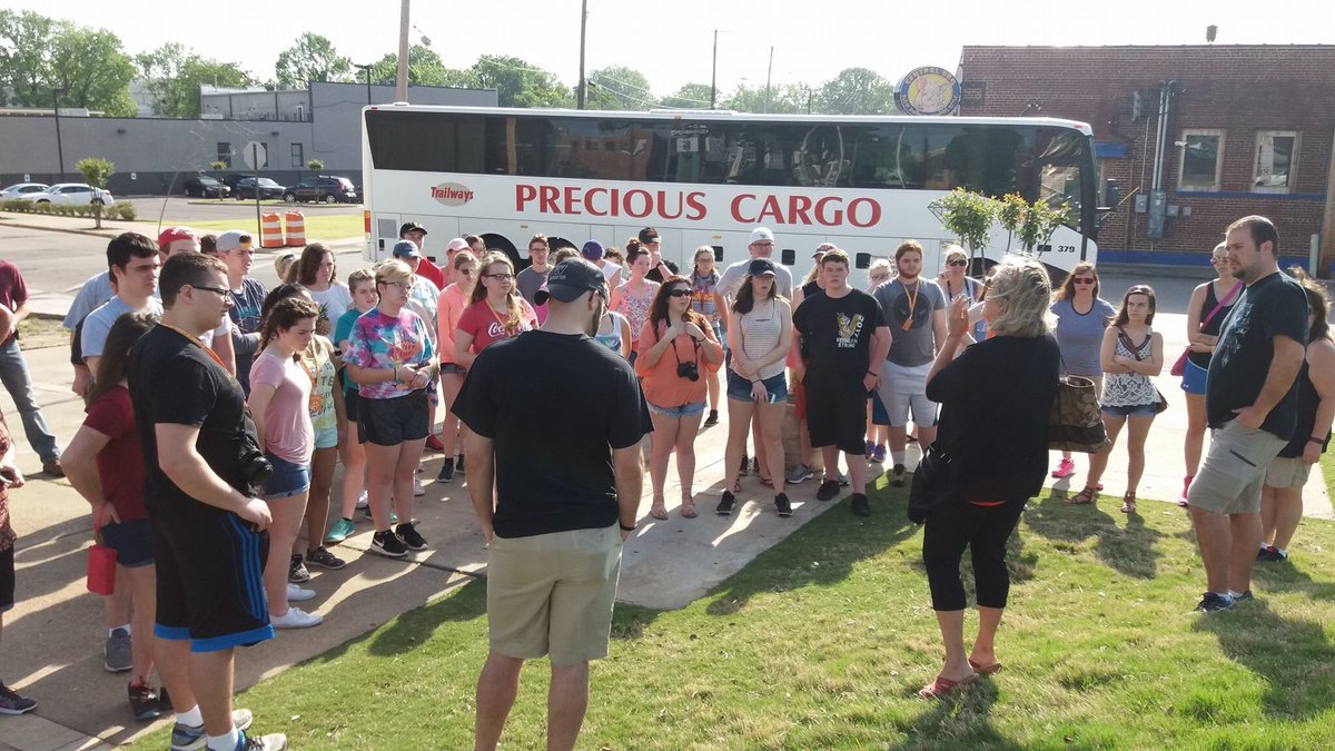 VHSBandLeaders's tweet photo. VHS music department having a great second day in Memphis! 🎵🎷(📸: Vermilion Band Boosters FB) https://t.co/RT91aSZ4BY