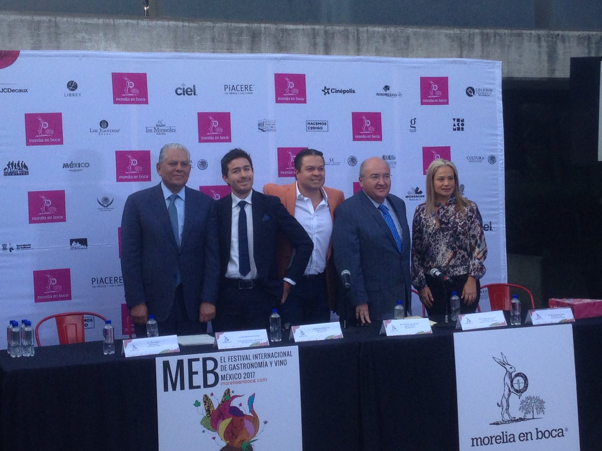Travesiascom's tweet photo. Anuncian 10 degustaciones, 16 catas, 11 cenas, la participación de más de 14 chefs y más para la 7a edición de @moreliaenboca #MEB https://t.co/r79cNTlRJj