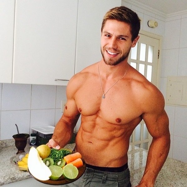 OMG, hes naked: Brazilian male model Jonas Sulzbach 