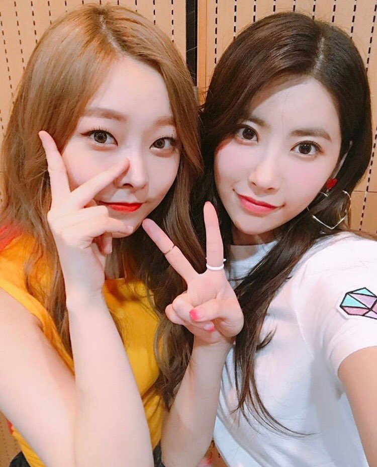 ew_pristin's tweet photo. この2人はやばい（ ;  ; ） https://t.co/sG19OPxVBe