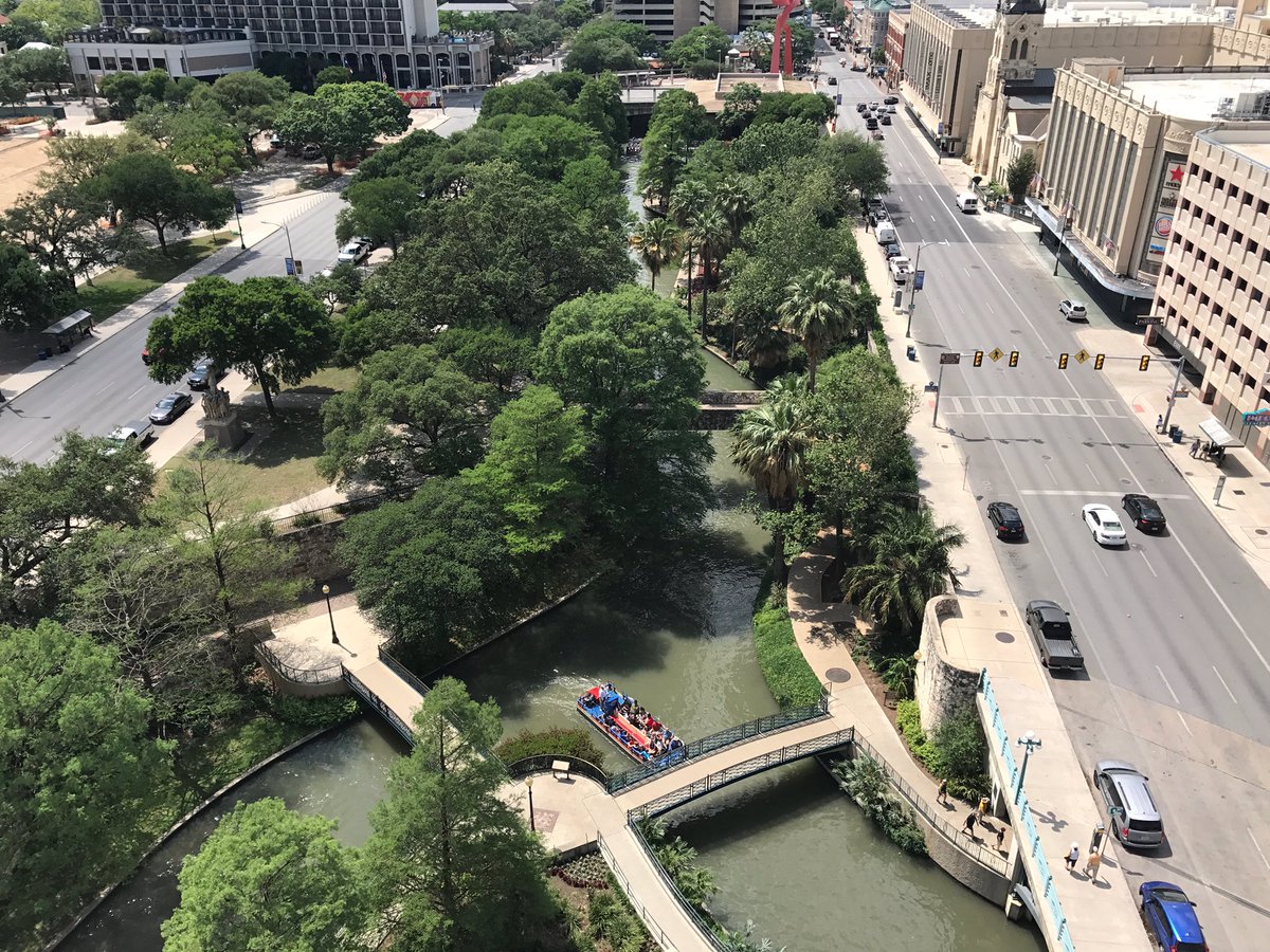 GCSAAConference's tweet photo. The trade show team is in San Antonio working on details to make #GIS18 the best show yet! https://t.co/qQD9hQNDsn
