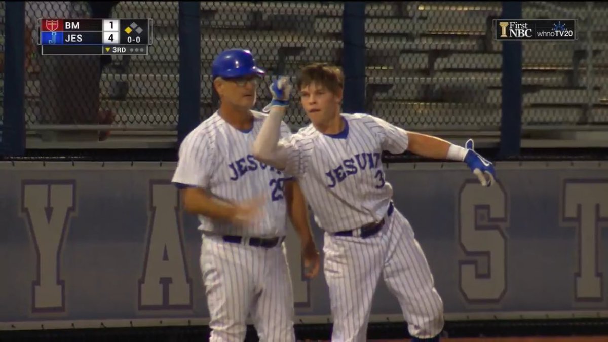 CoachGam's tweet image. Eat up @marc_theberge5 !!!  Love it!!!    #barrels #eat