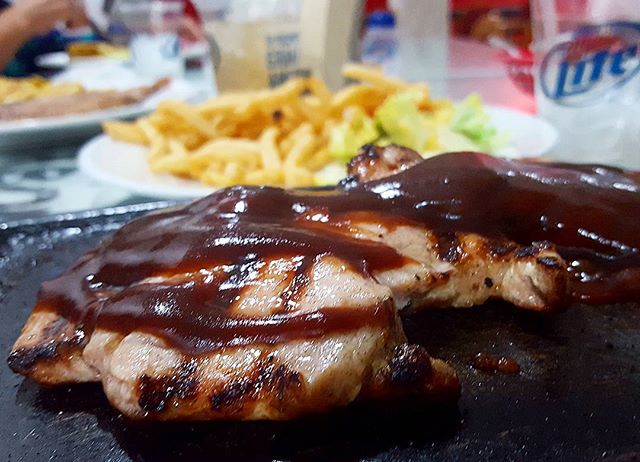 salsaycarbon's tweet photo. Medallones de Cerdo 😝😍 Recuerda que estamos en la Feria de Azuero
#SalsayCarbon #Chitre #Changuinola https://t.co/yyP2g2Vbcx
