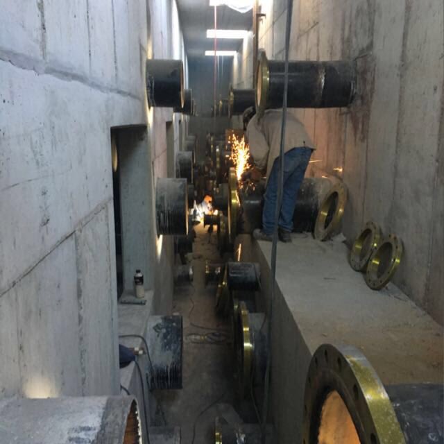 PURONJOHNSTON's tweet photo. Recorriendo con Francisco Juaristi las obras de la 3er planta potabilizadora, el agua potable para los próximos 40 años de #PiedrasNegras 👍 https://t.co/p3P0FJcUsg