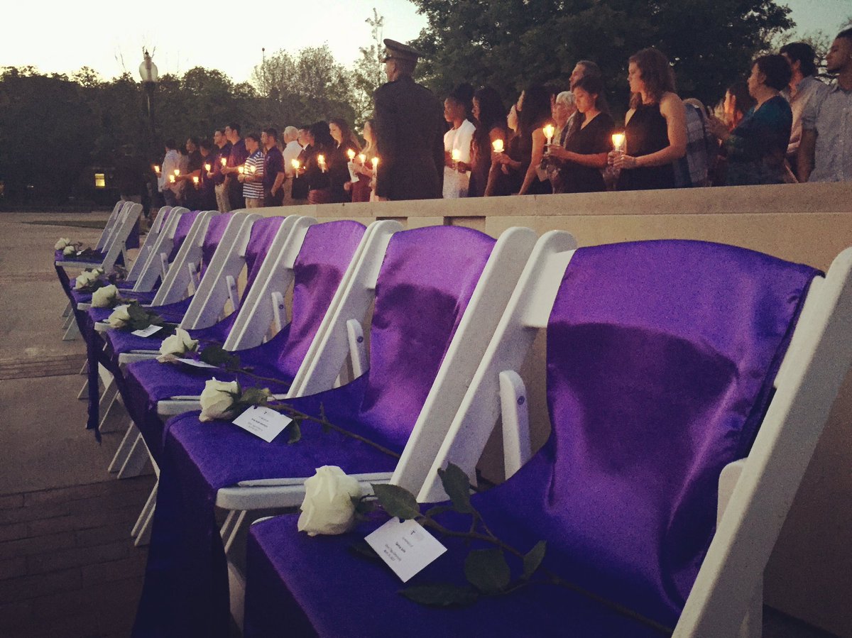 tarletonstudent's tweet photo. Your flame has burned long and bright. Tonight we lay your flame to rest. https://t.co/43WHsw9zuq