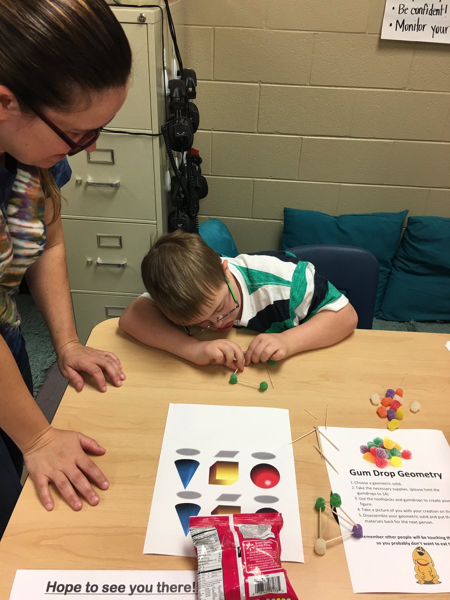 JamieBaumann's tweet photo. #DHESTEAMNIGHT @DHElementary https://t.co/sV6EOOMrdU