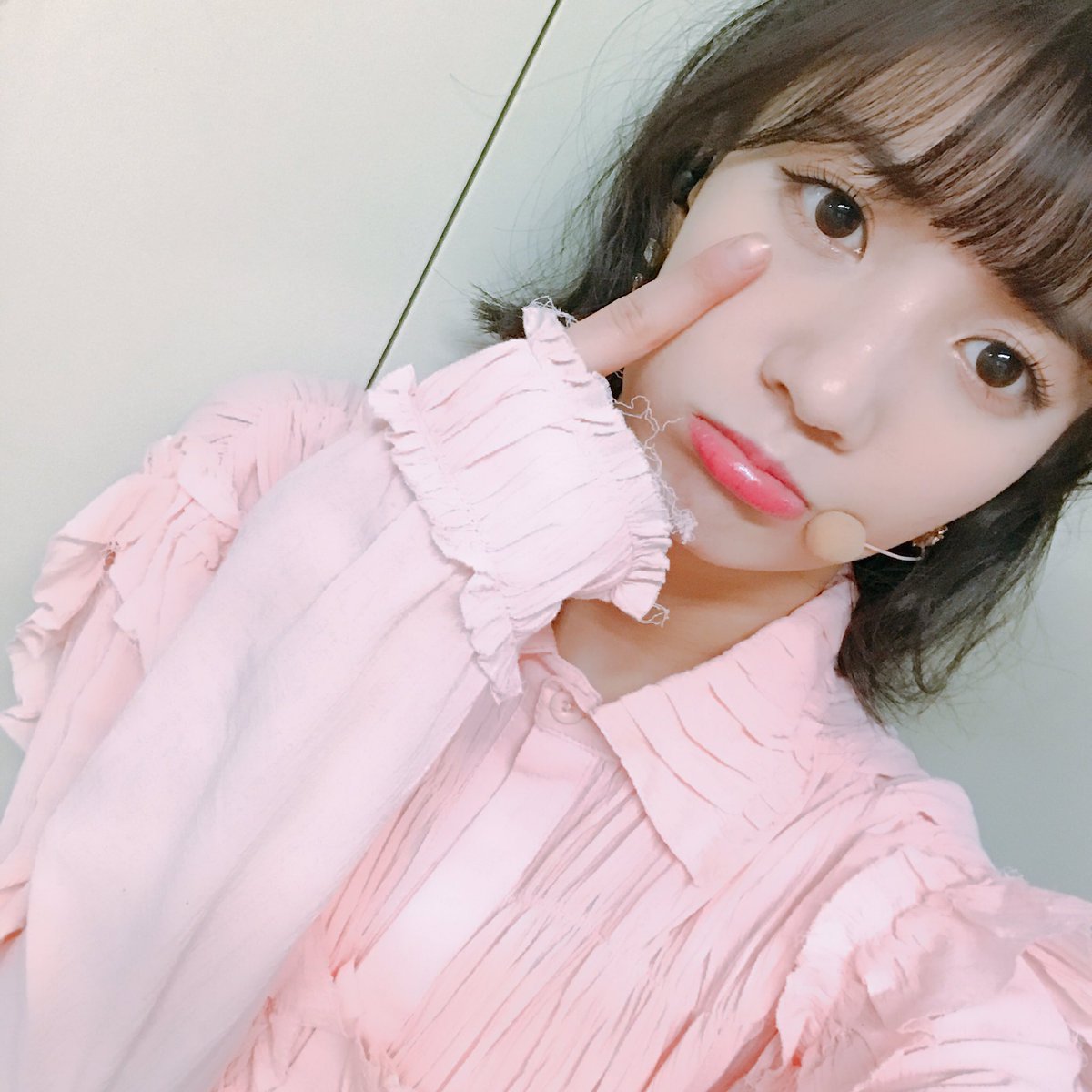 WM_OHMYGIRL's tweet photo. 우와~ #오마이걸 의 두 번째 생일이에요!!😍 역시 우리 크리들의 사랑이 있어서 이렇게 무럭무럭 자랄 수 있었어요💜😚
너무 고맙고 사랑하는 크리들!! 앞으로도 우리 함께 걸어가요! 사랑해💜 미라클 최고👍🏻 
#비니 #오마이걸 #미라클_사랑해😊 https://t.co/l8ItqLc3Ei