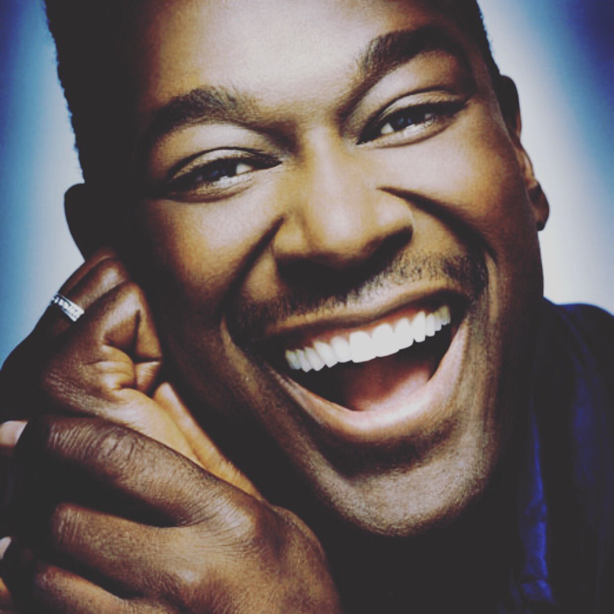 Happy birthday to Luther Vandross man he inspires me ! LIGHT A L For Luther
 