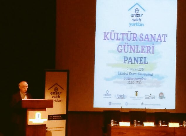 <a href="/EnsarVakfi/">Ensar Vakfı</a> Yurtları Kültür Sanat Günleri açılış konuşmalarıyla başladı. Prof. Dr. Nazım Ekrem'in Açılış konuşmasını yapıyor.