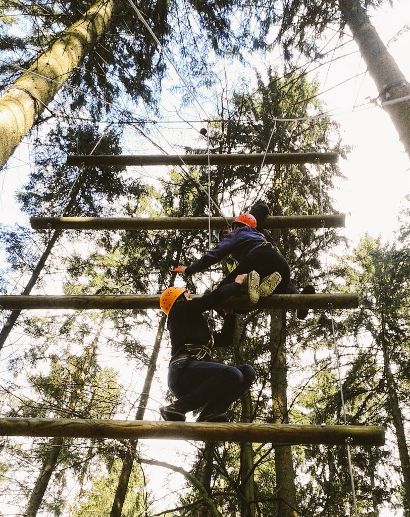 bdlwueho's tweet photo. Bei unserer #Gruppenleiterschulung wollen wir hoch hinaus! https://t.co/RSTwCHZvUb