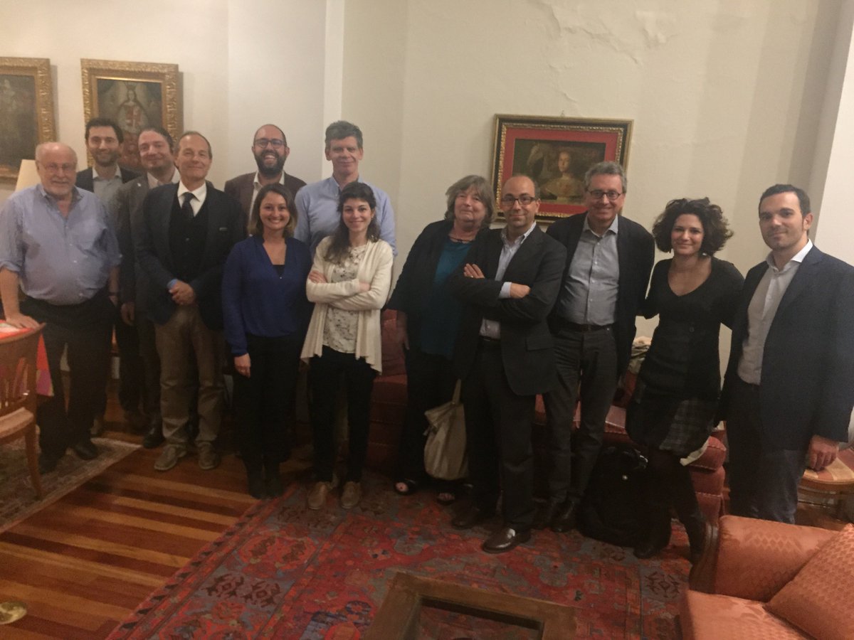 gioFALEG's tweet photo. @PD_WAS incontra @TNannicini. Bella discussione su #primariePD #populismo  #Europa #universita @incammino2017 @italia_riparte #renzimartina https://t.co/GMM8waeBfL