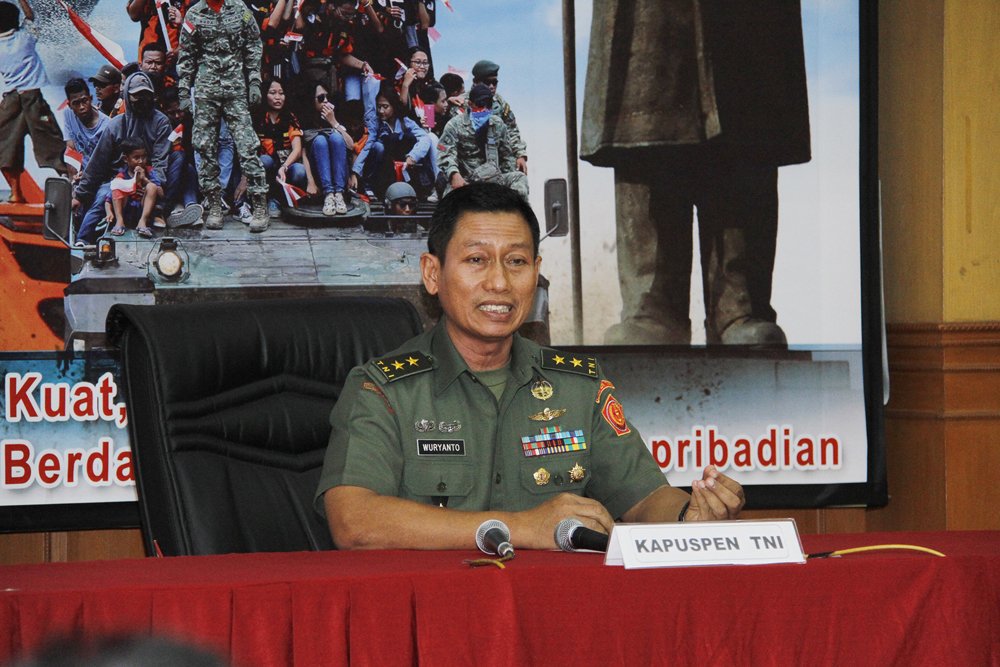 Kapuspen TNI: Isu Berita TIRTO.id tentang Investigasi Allan Nairn : Ahok Hanyalah Dalih Untuk Makar Adalah HOAX.
👉 tni.mil.id